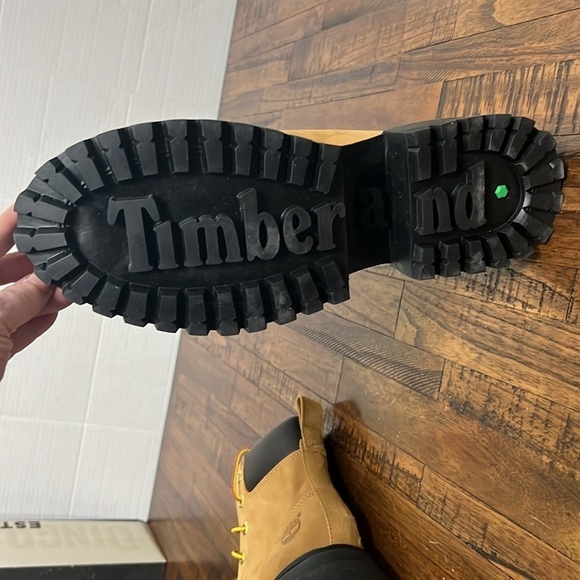 Timberland Sky Boots Wheat Nubuck Leather 6” Lace Up Platform Lug Soles Sz 7 - Picture 13 of 16